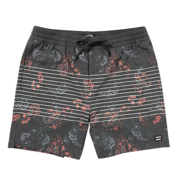 Sundays Layback Short 2025