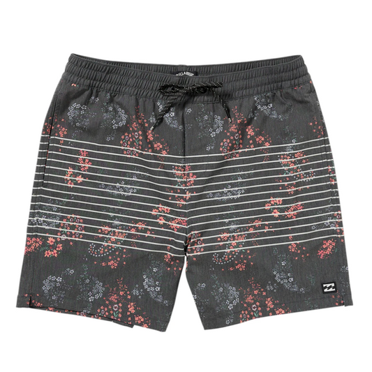 Sundays Layback Short 2025