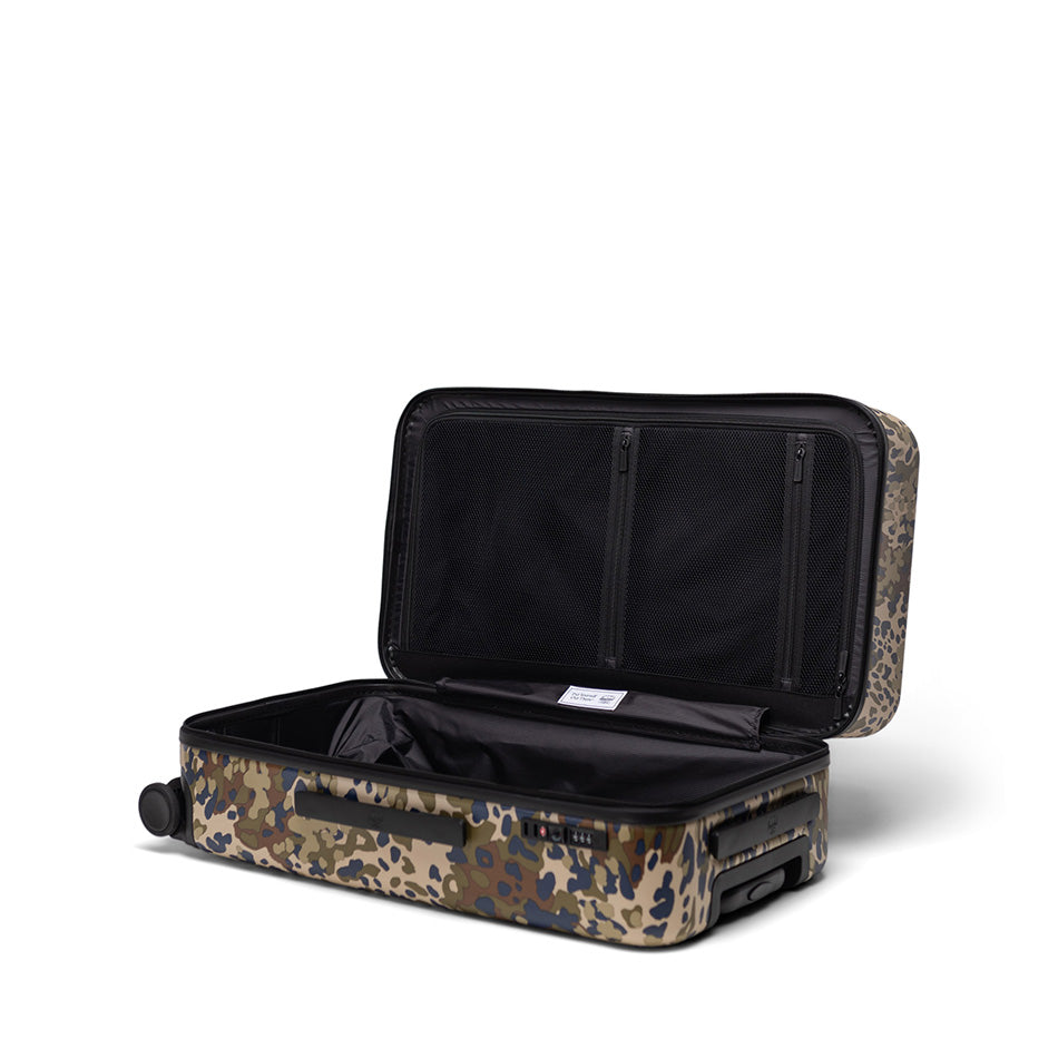 Heritage Hardshell Medium Luggage 2024