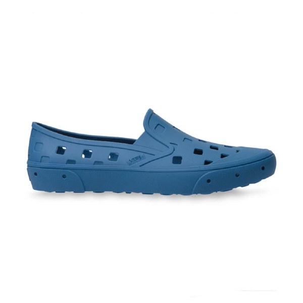 Slip On Trek Shoe