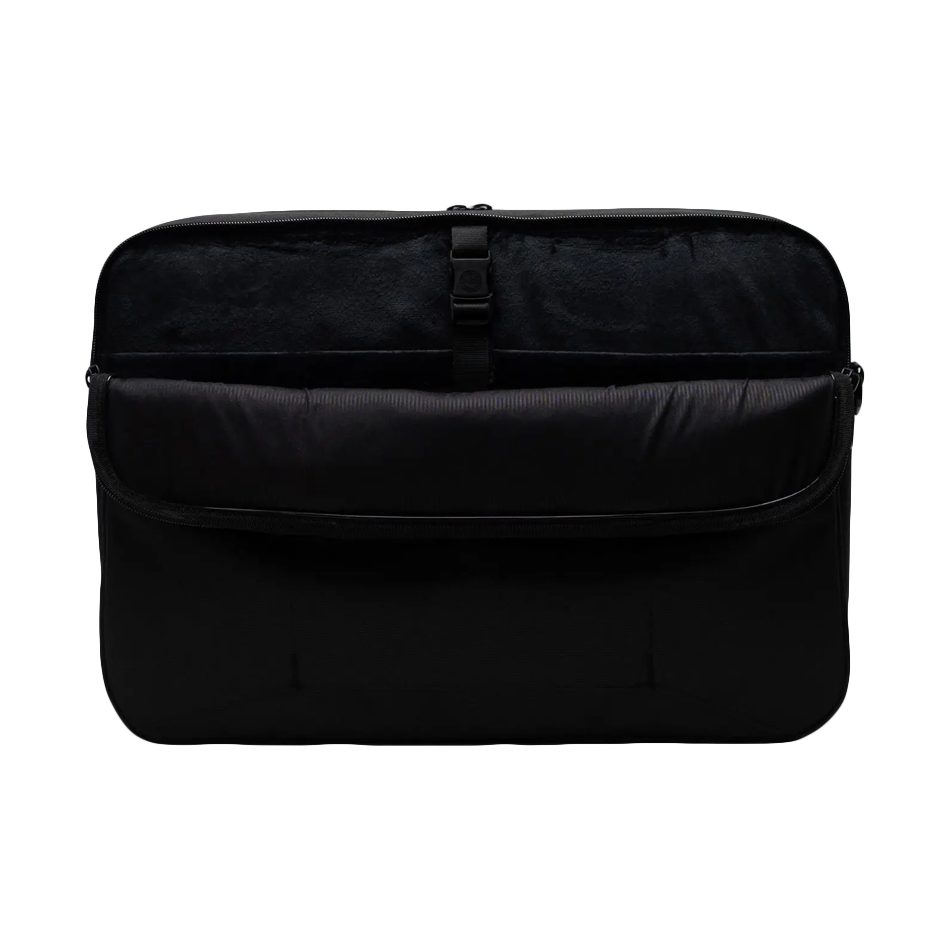 Bowen Tech Duffle Bag 2025