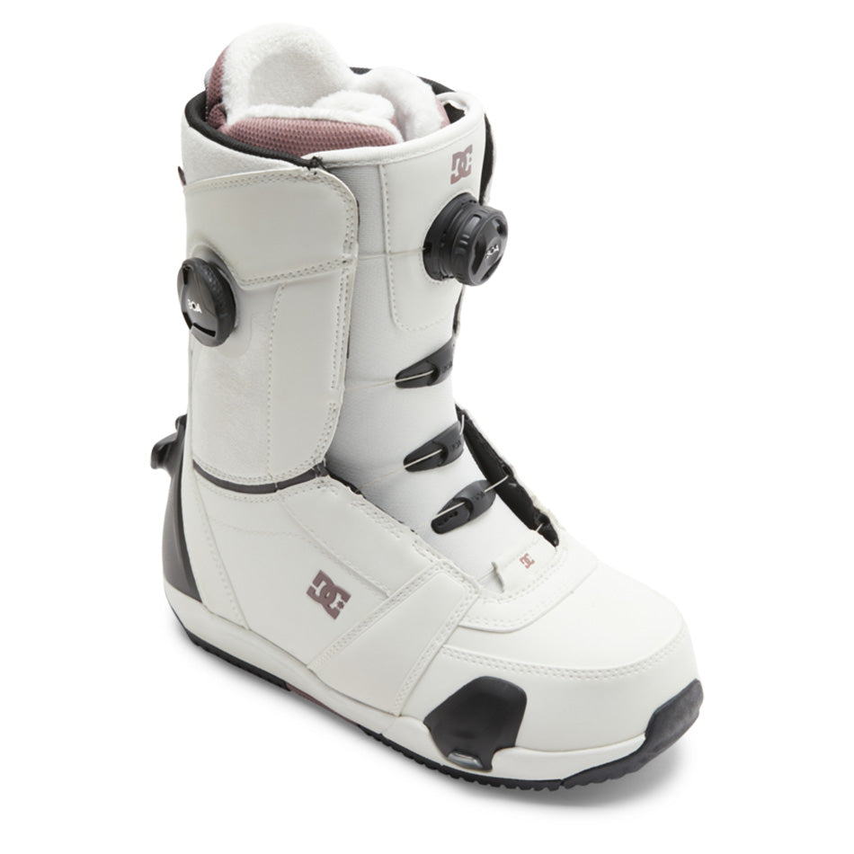 Lotus Step On Boot 2025