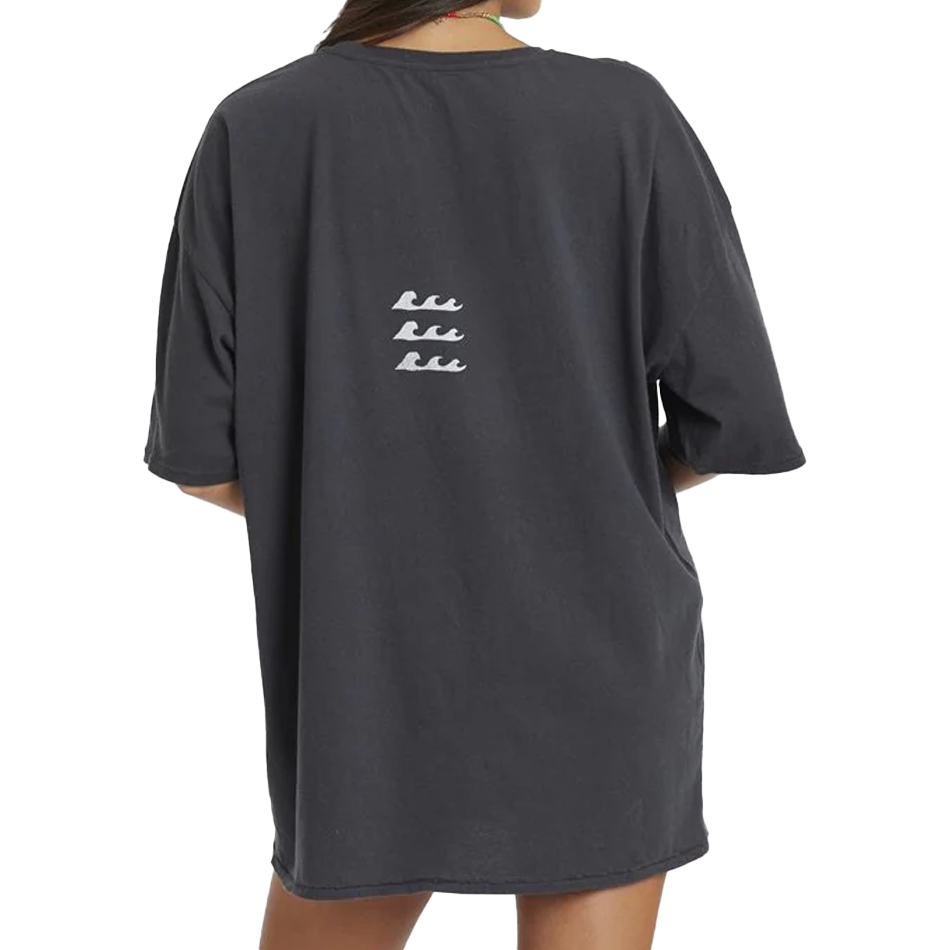 Kicking It Slouch S/S T-Shirt 2025