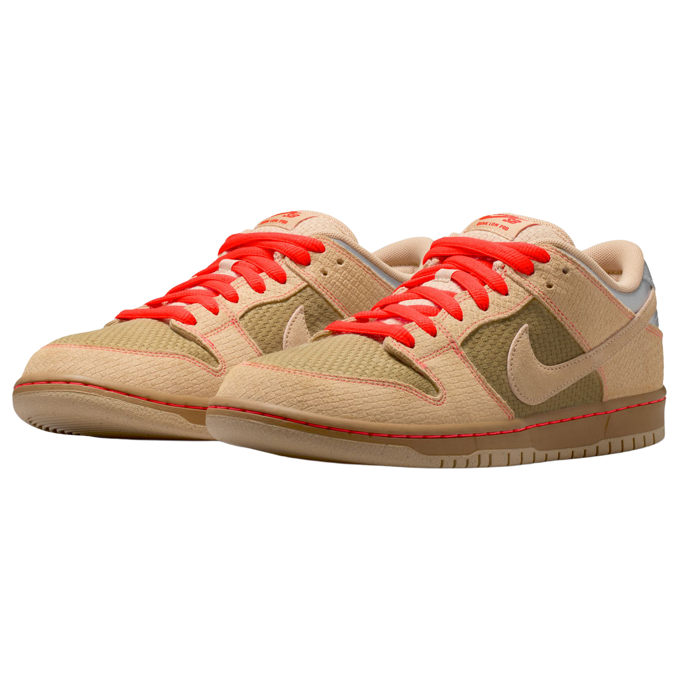 SB Dunk Low Pro Shoe